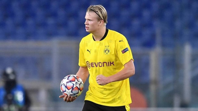 亚马尔进球后还击黄潜球迷，本赛季西甲参与进球仅次于姆巴佩（亚马尔破门后回怼黄潜球迷，本季西甲参与进球数仅逊姆巴佩）