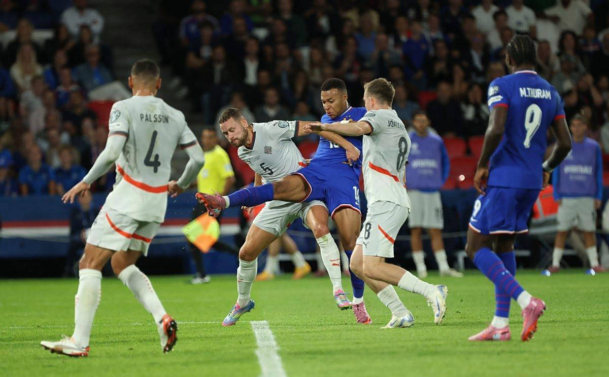 国少参加U17亚洲杯预选赛名单：邝兆镭、万项在列，谢晋入选