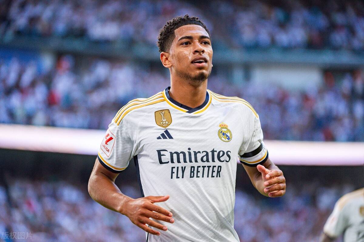 狼队旧将：皇马对鲁本-内维斯有兴趣，可能在赛季结束免签他（前狼队球员称皇马看中鲁本·内维斯，或在季末以自由身引进）