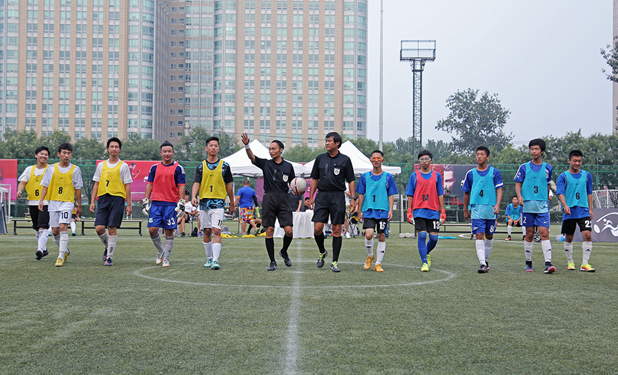 快船遗憾败给灰熊，球星关键时刻掉链子，祖巴茨表现明显下滑，保罗无责