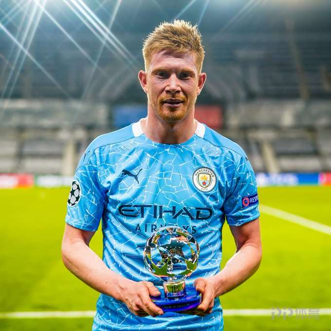 巴黎加冕年度“六冠王”，七战六冠独缺世俱杯（巴黎豪夺年度六冠，七项赛事唯世俱杯未能登顶）