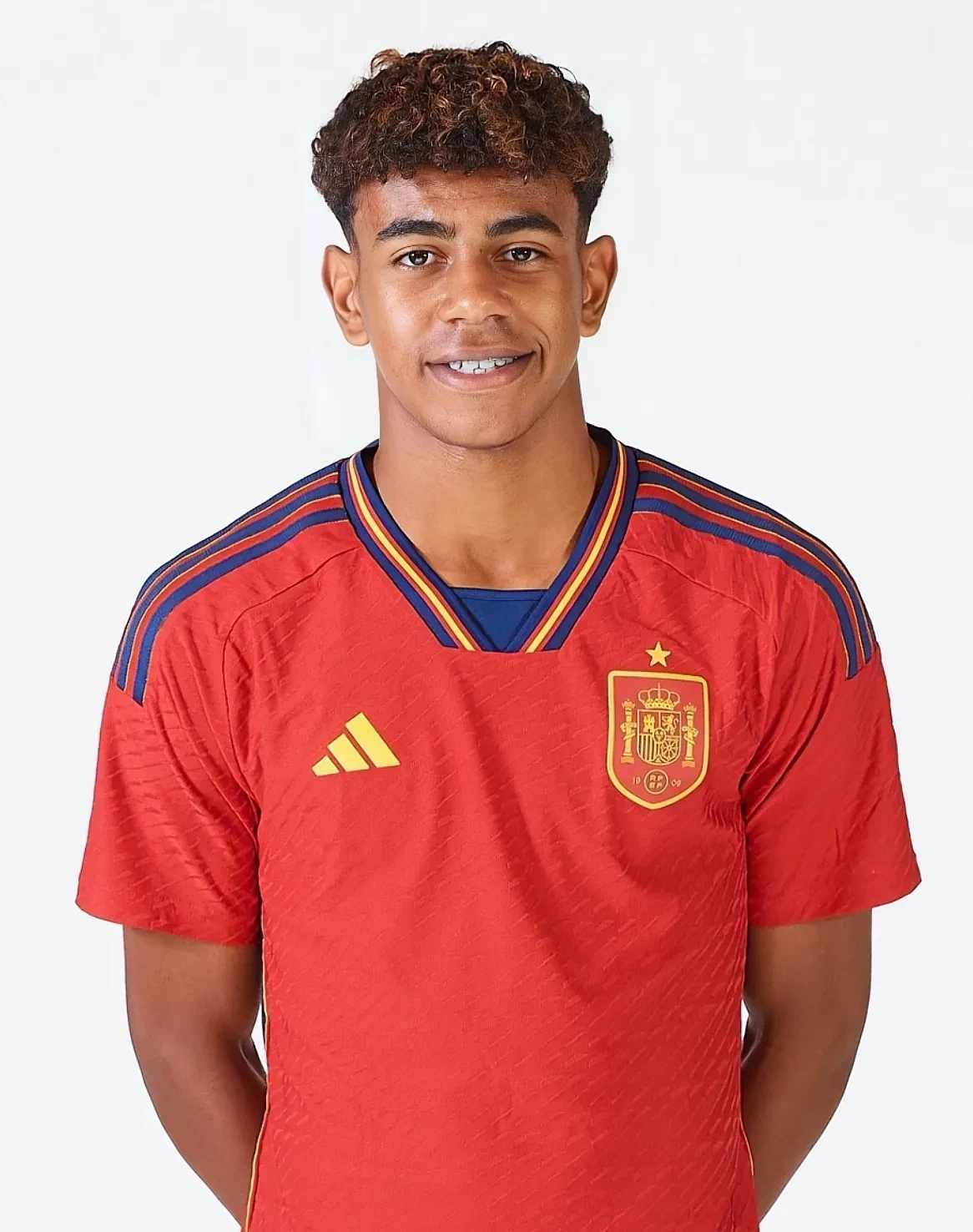 英超-阿森纳4-0狼队：首尾大战，有悬念吗｜前瞻（英超前瞻：首尾对决，阿森纳战狼队还有悬念？）