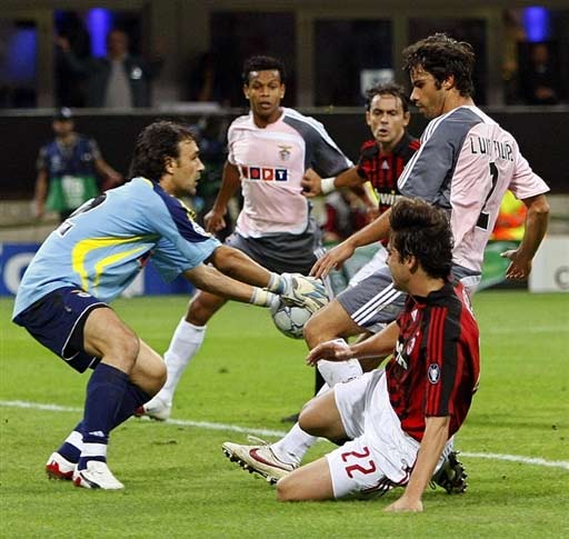 路易斯-迪亚斯本赛季德甲3次单场传射，同期五大联赛并列第一（德甲本赛季路易斯-迪亚斯已3场完成传射，同期五大联赛并列第一）