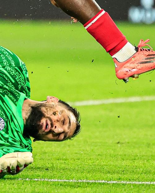 爱尔兰门将凯莱赫：我相信我们能进军世界杯，关键战役需冷静（爱尔兰门将凯莱赫：坚信球队能闯进世界杯，关键之战需保持冷静）