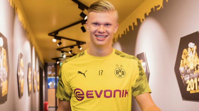 阿莫林：英超比我想象中更难踢，曼联各方面都太庞大（阿莫林：英超难度超预期，曼联在各层面规模巨大）