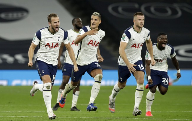 孔蒂：卡拉巴赫非常难对付，我对球队今天的表现很满意