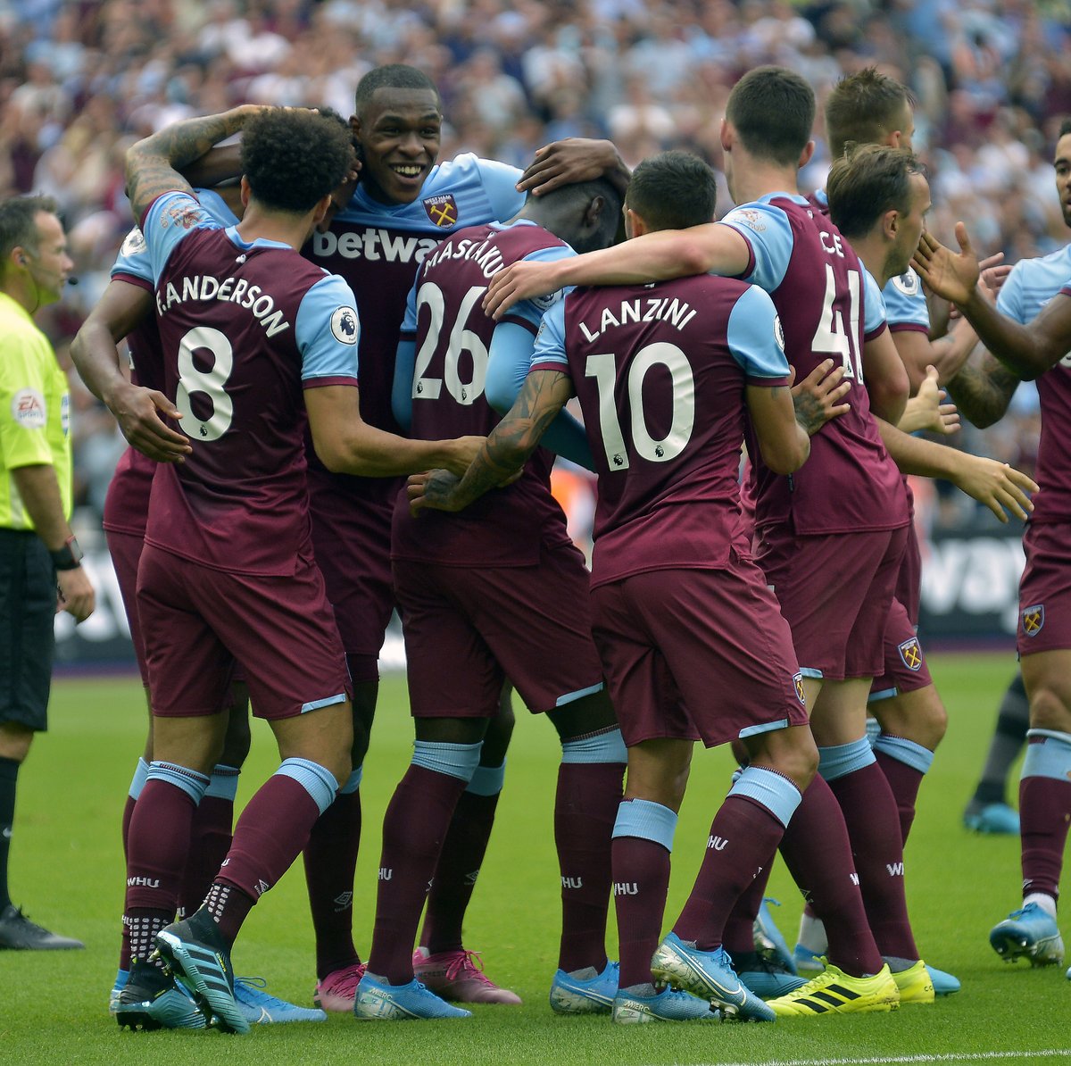 弗里克解锁巴萨复兴密码，欧冠生死战前的全面剖析（弗里克破解巴萨复兴之匙，欧冠生死战前全解析）