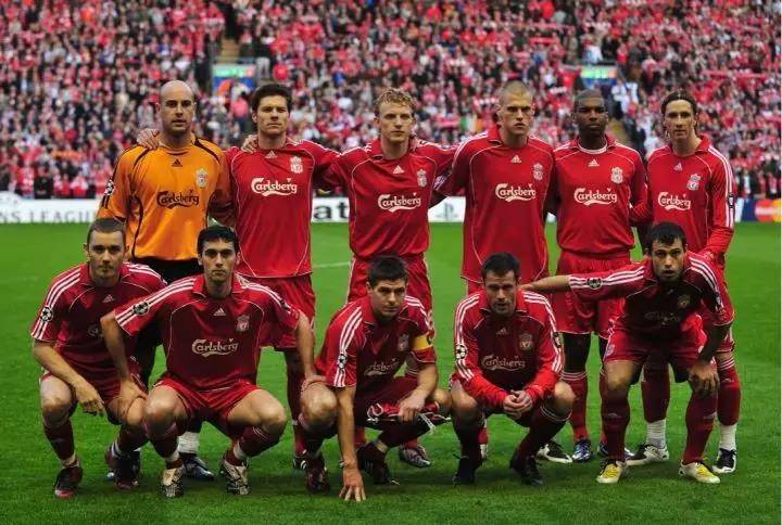 英博官方：现针对部分三层看台开启二轮售票，今日19：00开票